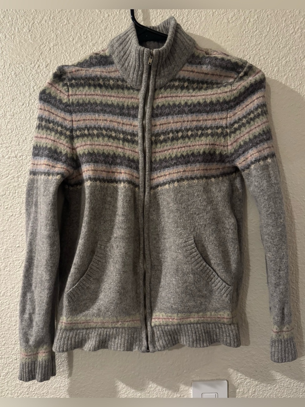 Jones New York Gray Zip-Up Cardigan with Pastel Fair Isle Yoke 100% Wool